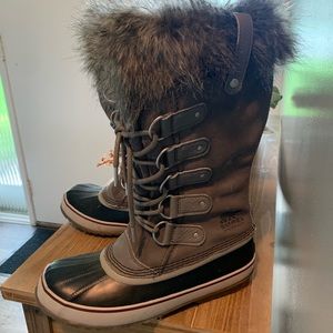 Sorel Joan of Arctic Waterproof Lined Winter Womens Boots